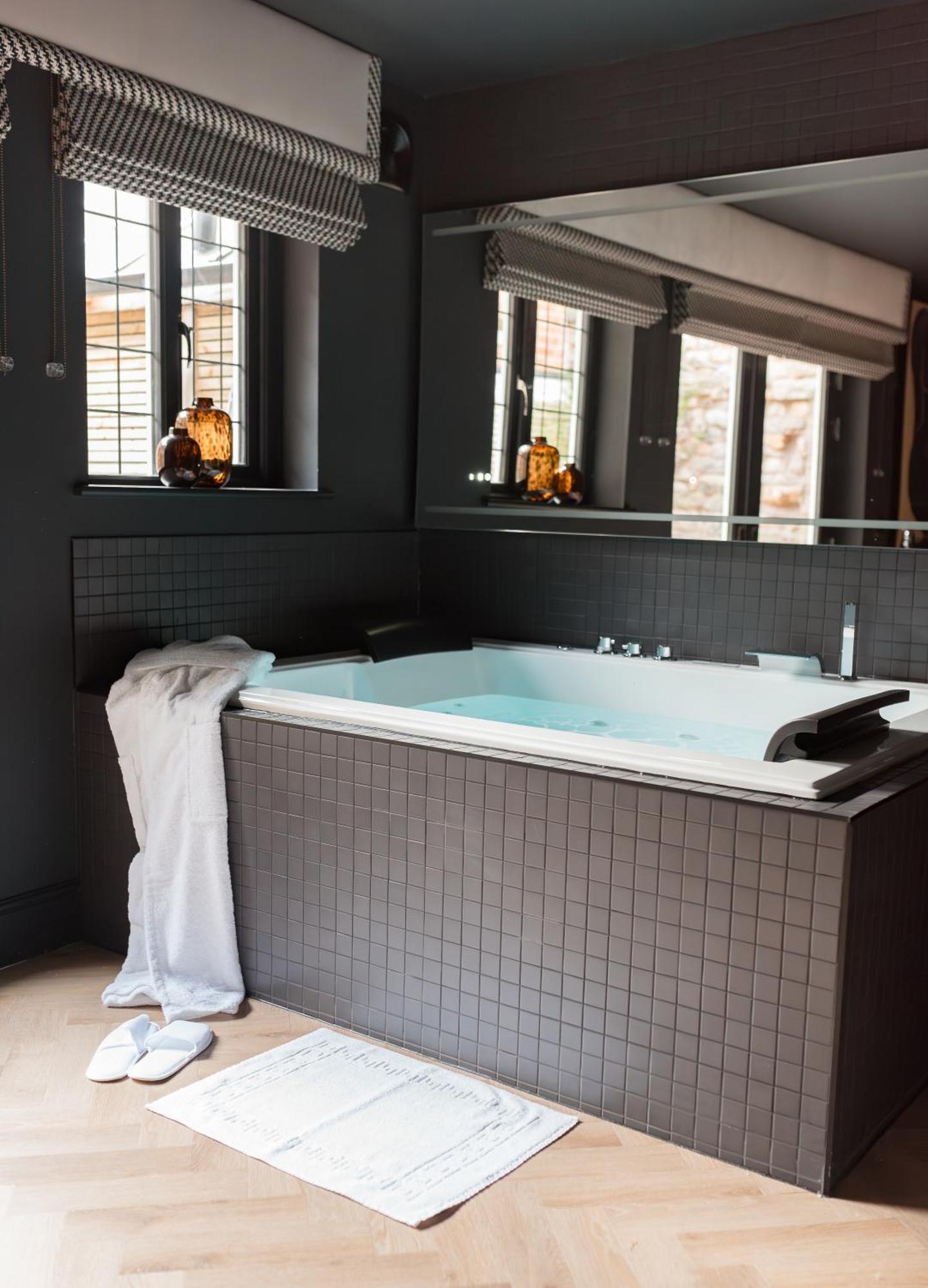 Secret Suites Lancaster Ngoại thất bức ảnh