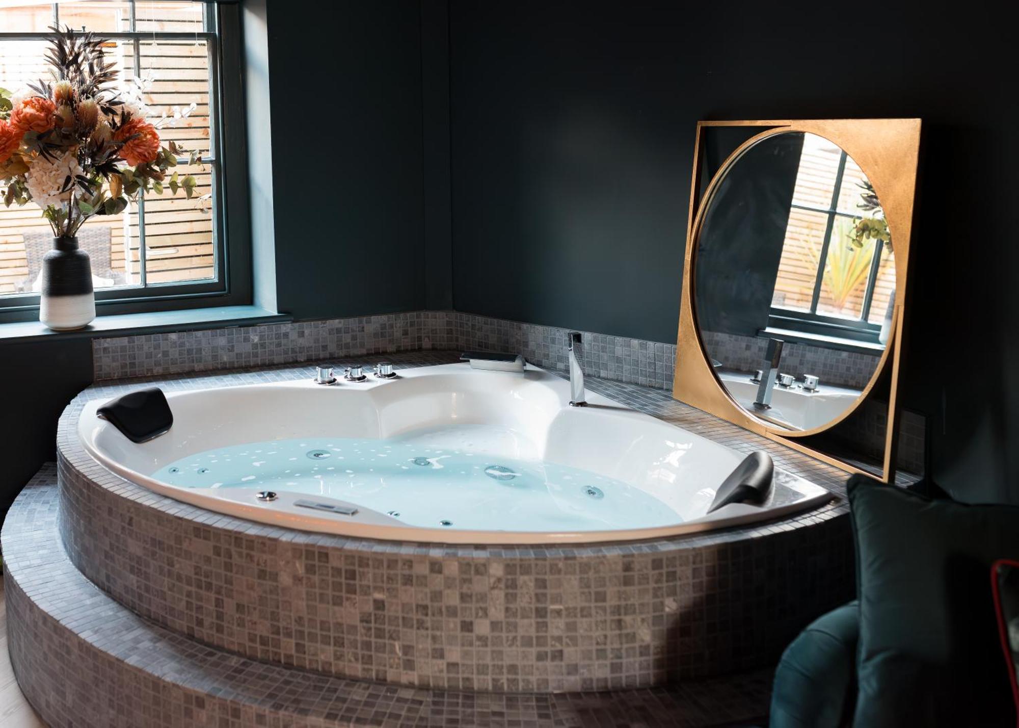 Secret Suites Lancaster Ngoại thất bức ảnh